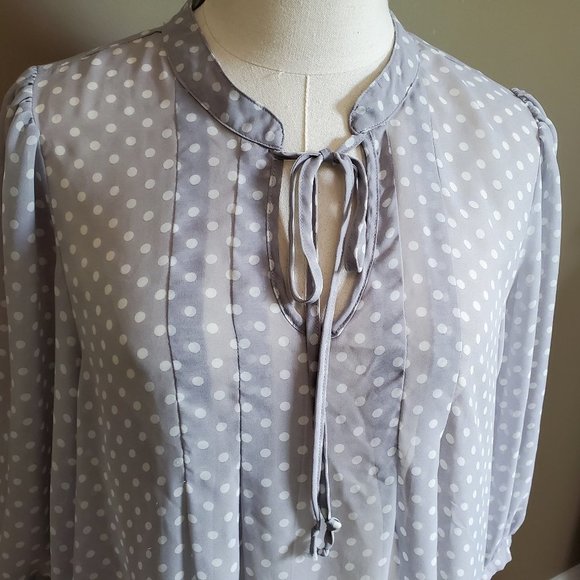 Pretty Daniel Rainn sheer grey and cream polka dot - Picture 2 of 11